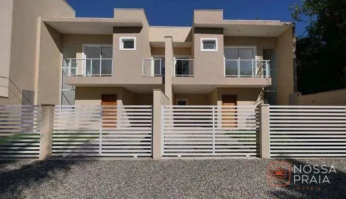 Sobrado com 3 dormitórios à venda, 124 m² por R$ 630.000 - Itapema do Sai - Itapoá/SC