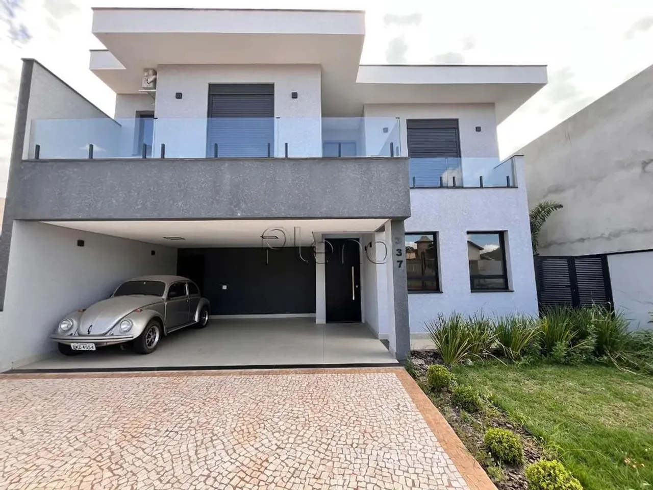 Sobrado à venda e para alugar em Paulínia, Parque Brasil 500, com 4 quartos, com 300 m²
