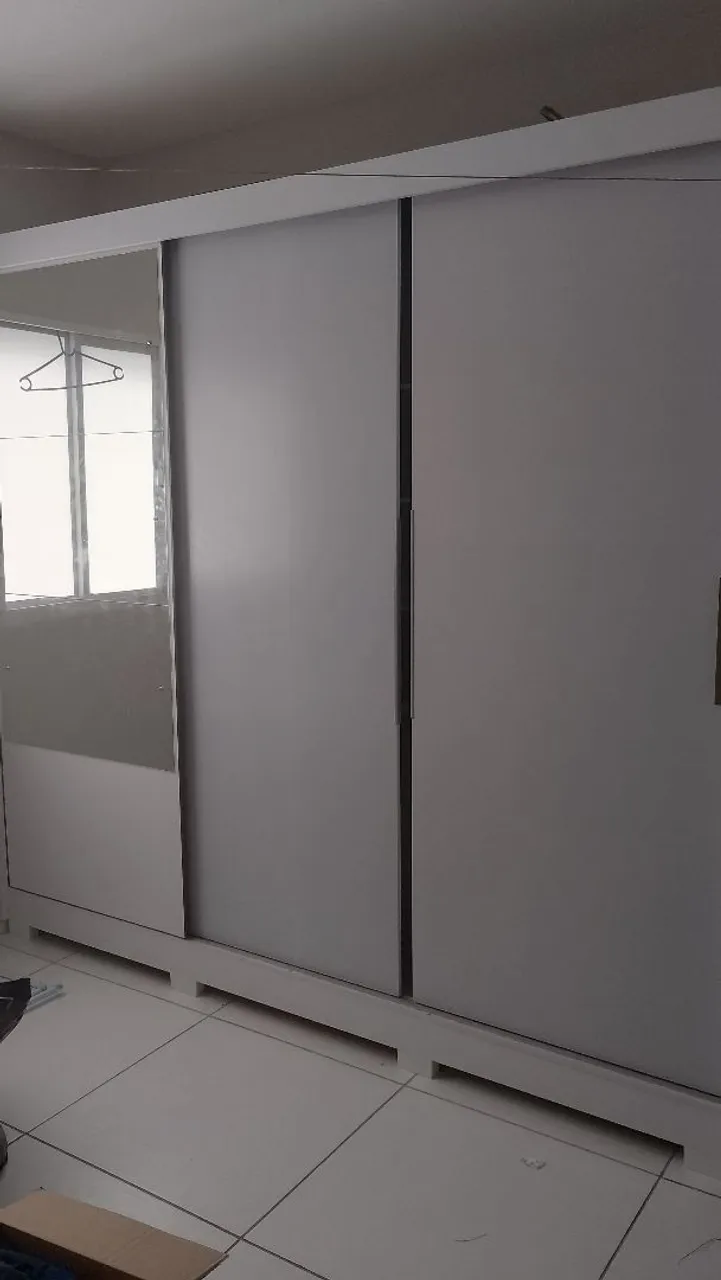 Guarda Roupa 3 lugares Pouco Usado