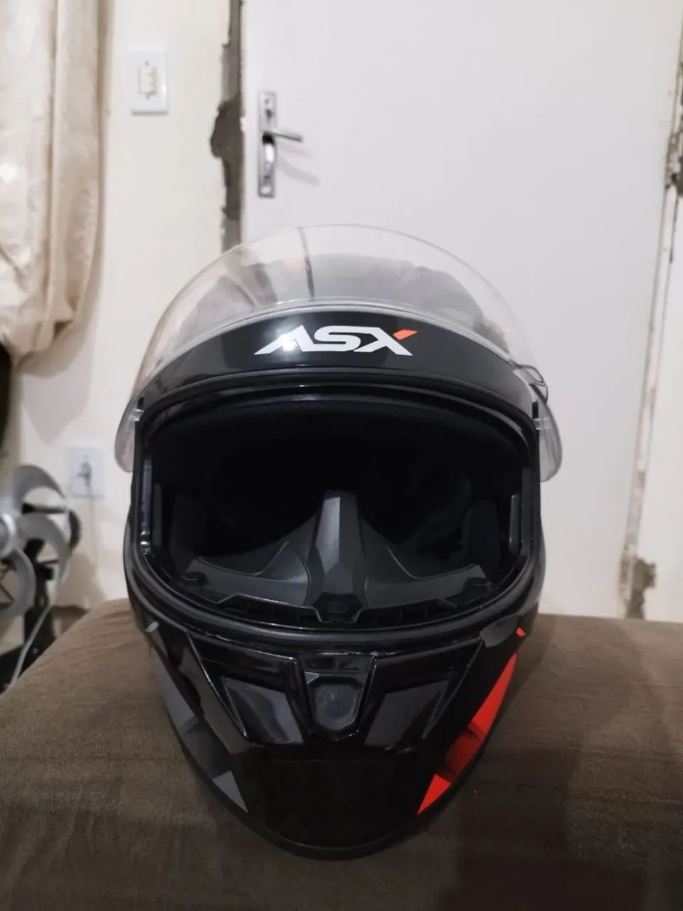 Capacete ASX preto  - Foto 4