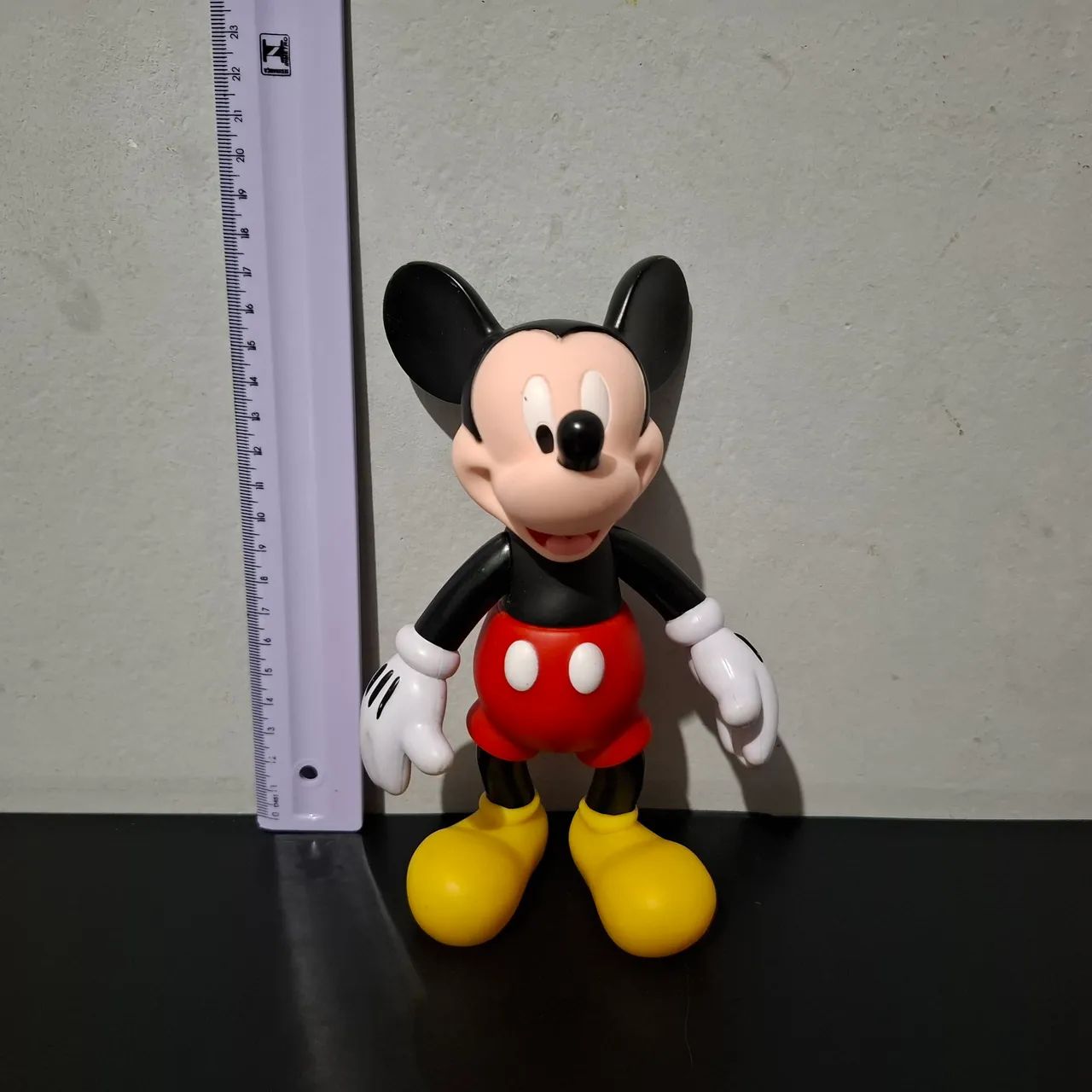 Boneco Mickey Mouse original Disney Parks  - Foto 4