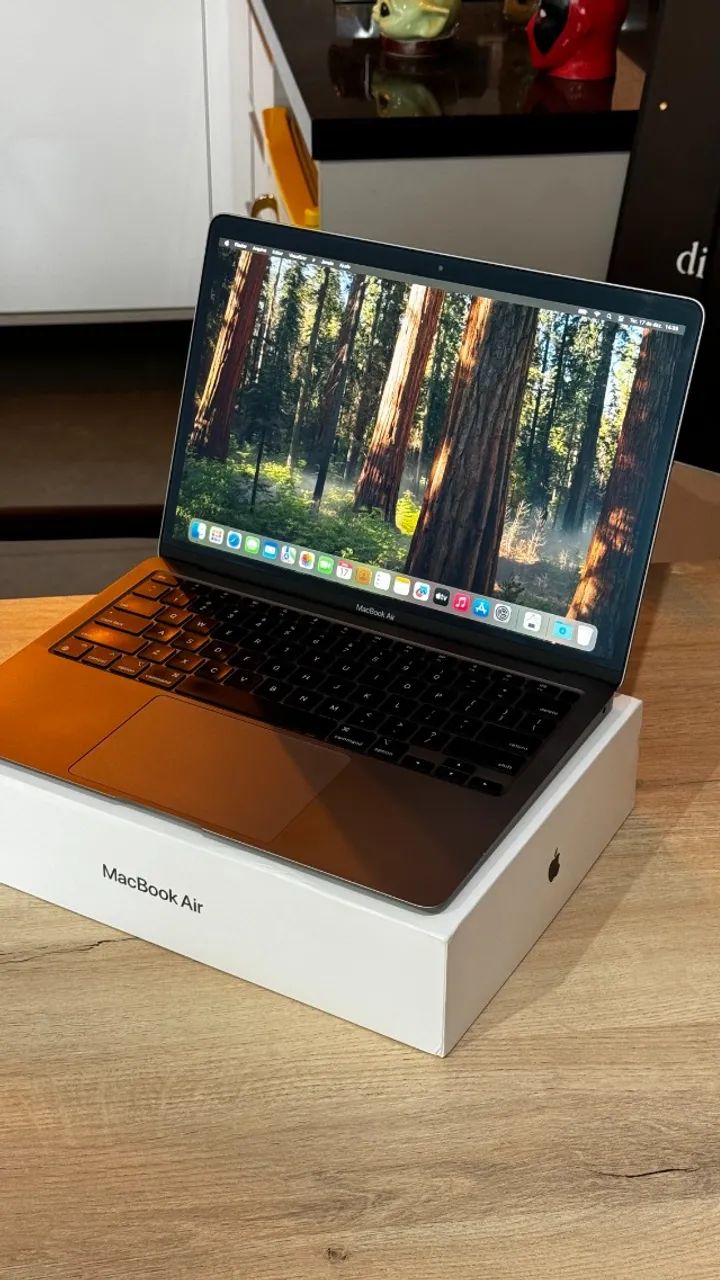 MacBook Air M1 8GB Ram| 256GB SSD | 2020 Space Gray - Loja física