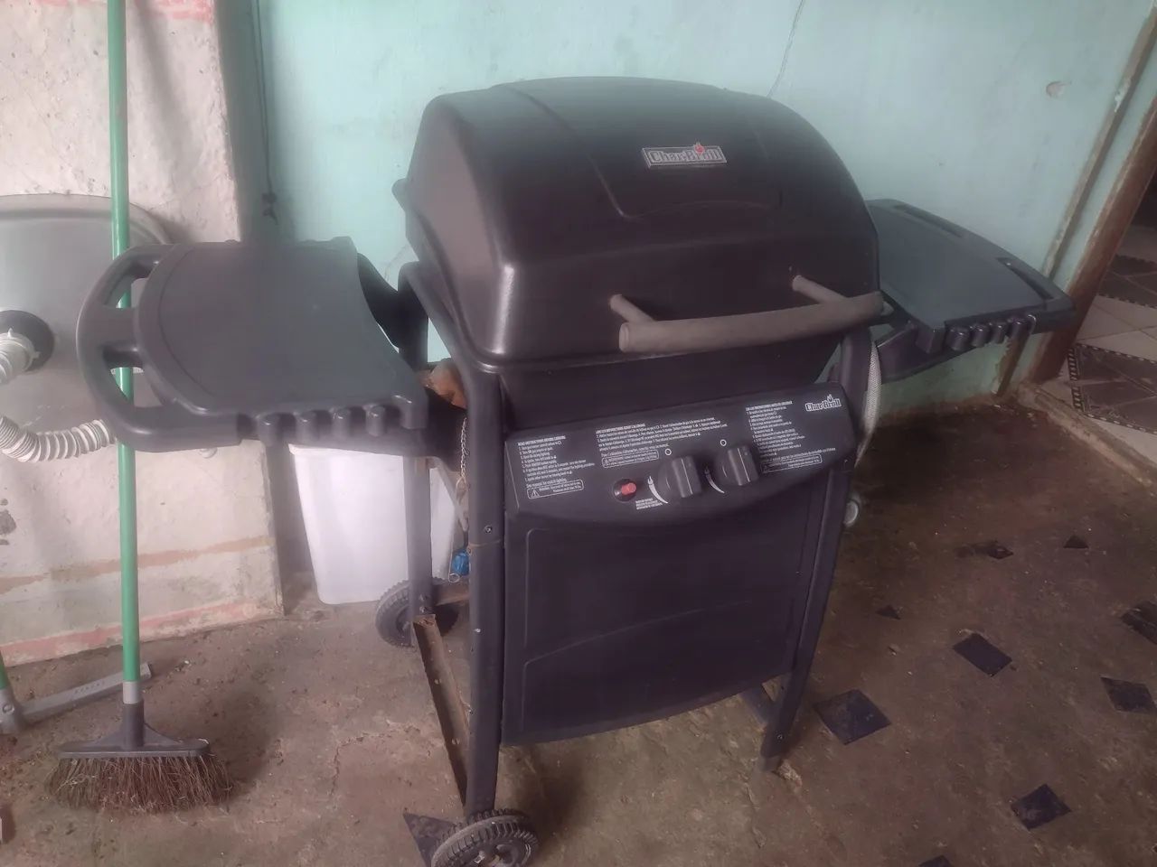 churrasqueira a gás em boas condições  - Foto 2