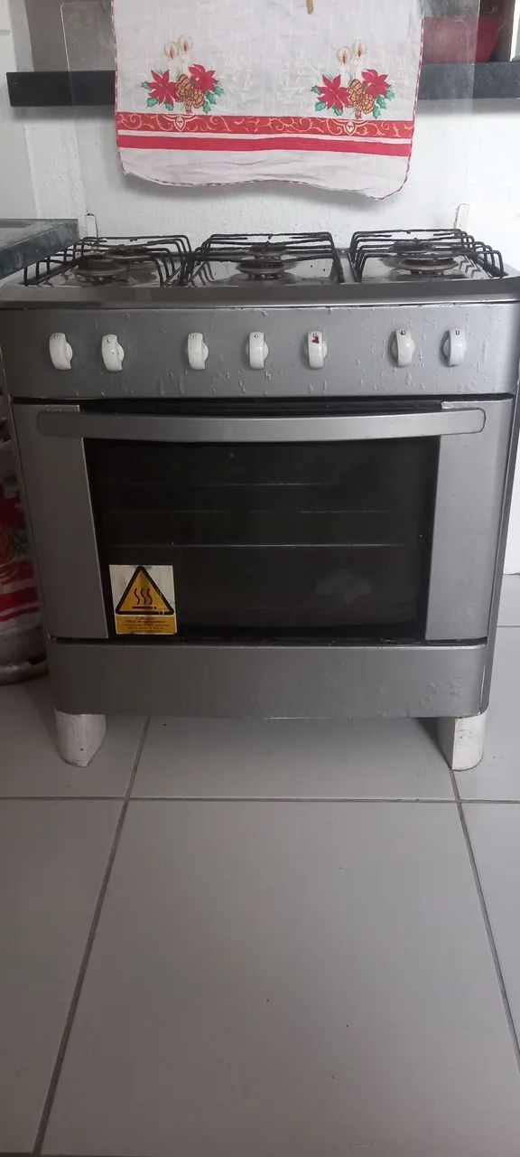 vendo fogão 6 bocas