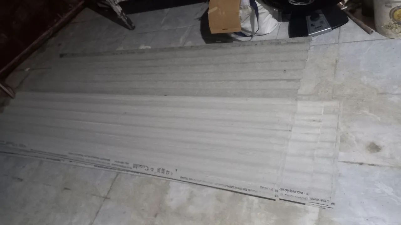 Telhas novas Brasilit 2,44x50 4mm não faço entrega 