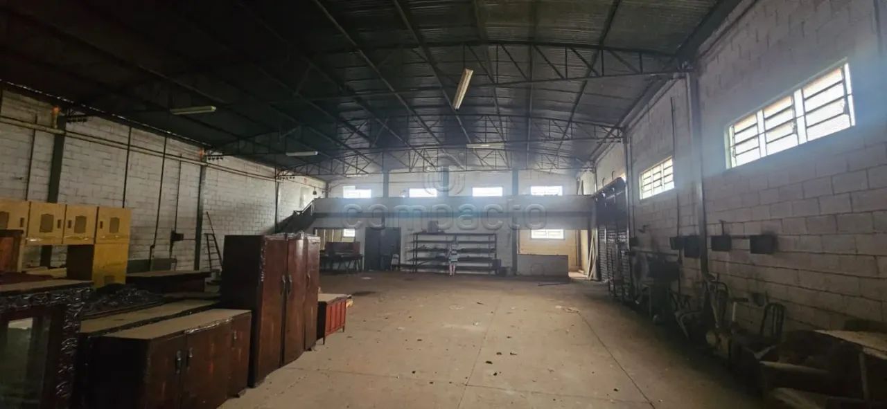 Imóvel Comercial Amplo | Mezanino | Excelente Espaço nos Fundos - Foto 3