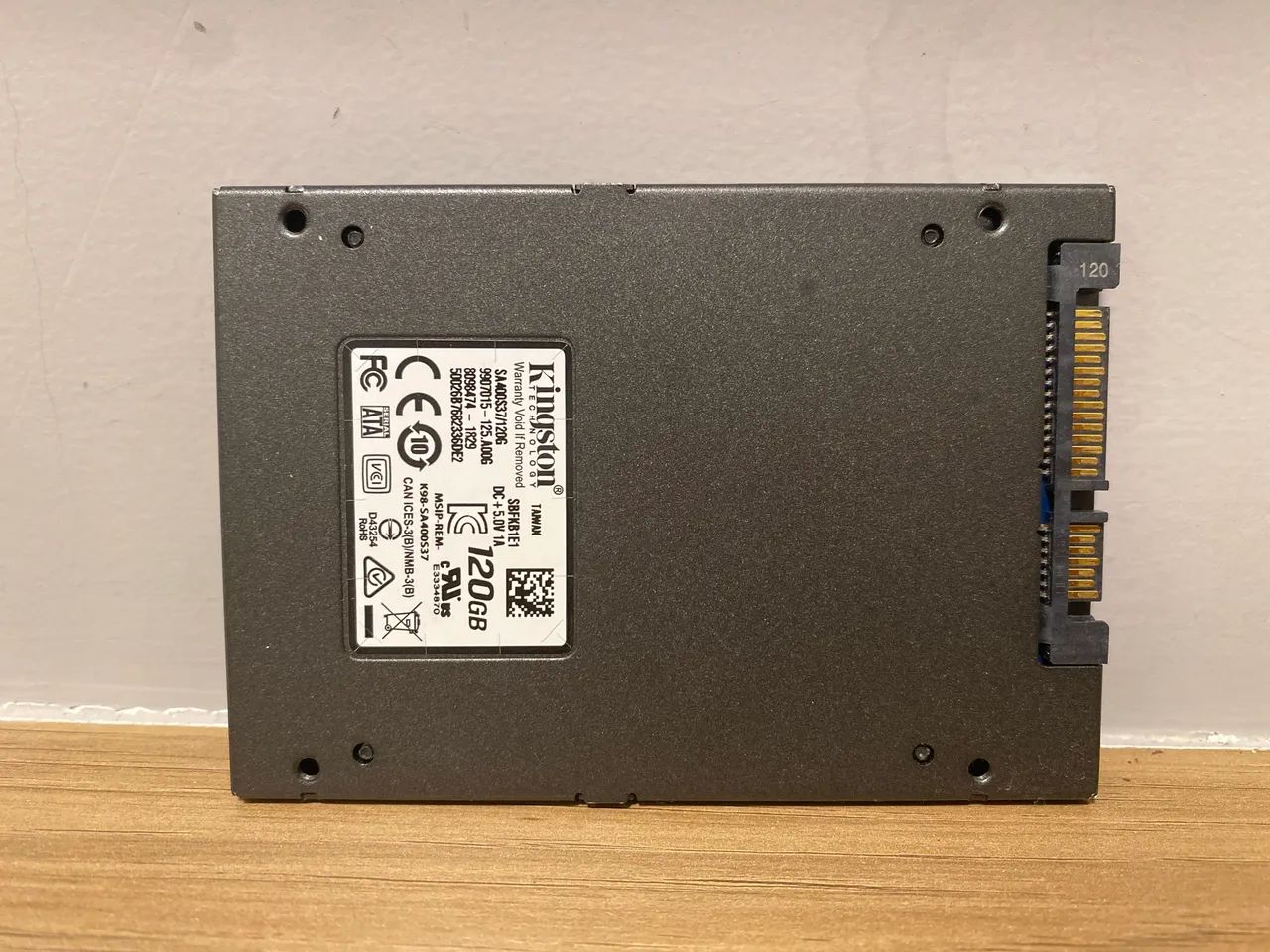 Vendo SSD Sata kingston 120GB  - Foto 2