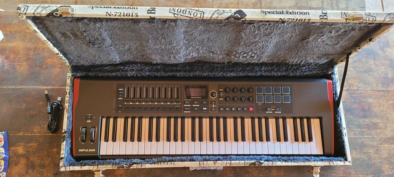 Teclado Controlador Novation Impulse Midi Usb Case Estofado - Foto 3
