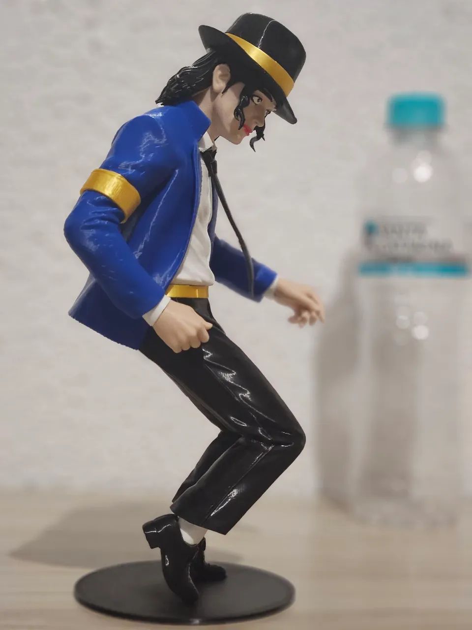 Estatueta de Michael Jackson para coleção - Foto 2