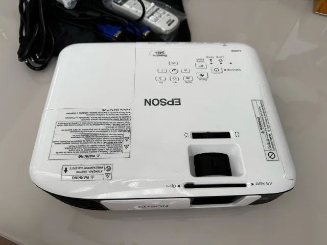 Projetor Epson PowerLite S41+ com Adptador Wireles - Foto 4