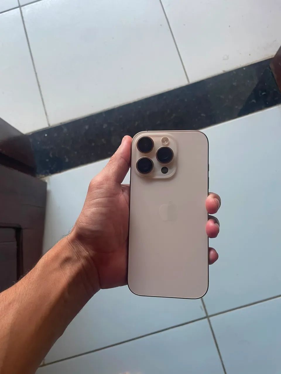 iPhone 16 pro , 128 gb impecável 