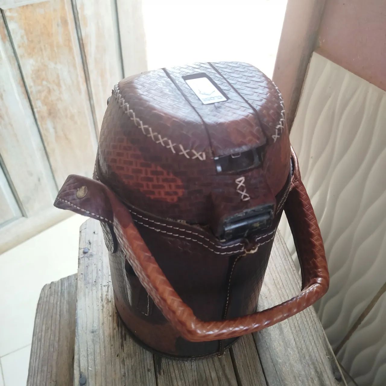 Vende-se essa garrafa térmica  - Foto 2