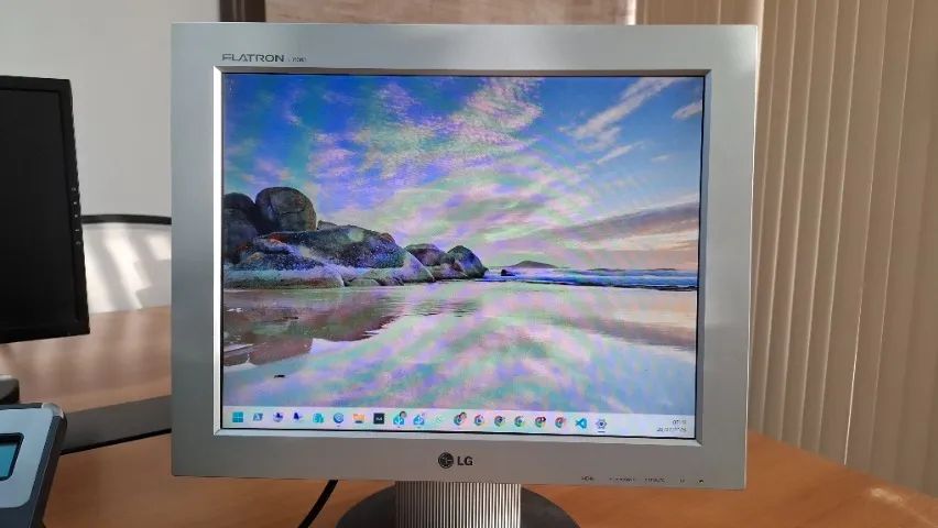 Monitor Flatron Lg L1530s 15 Polegadas (Usado) - Foto 4