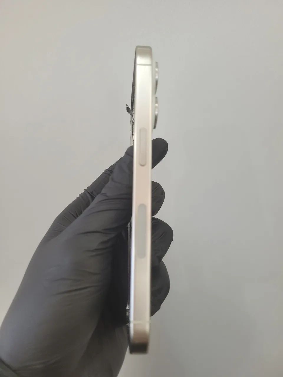 Carcaça Original iPhone 15 Pro Branco Completa Usada Sem Chip - Foto 3