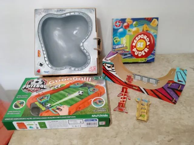 Conjunto de Brinquedos Infantis + 5 anos