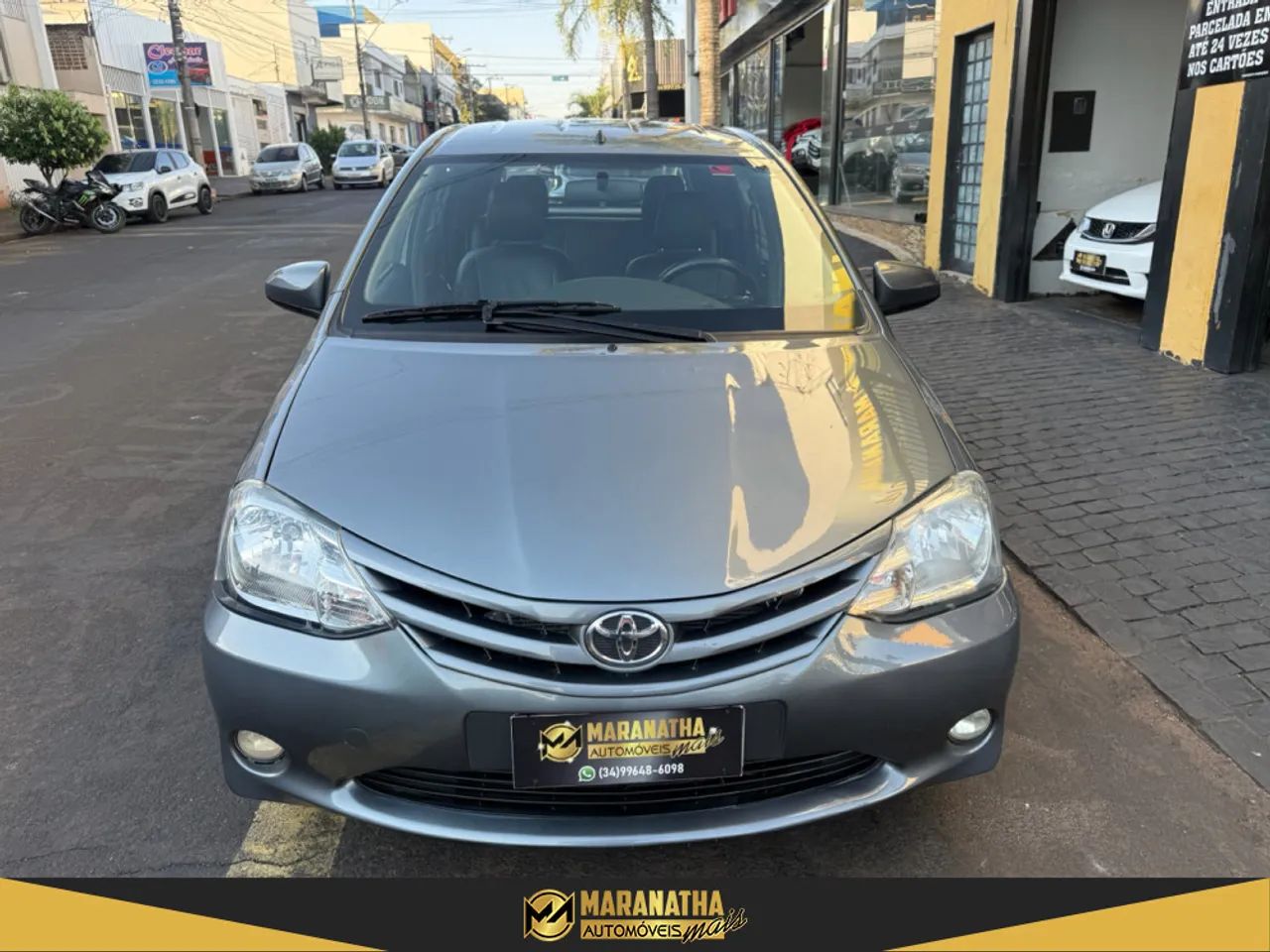Toyota Etios 2016 - Foto 3