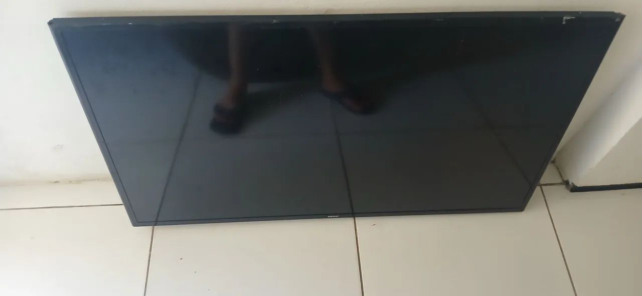 TV Smart  Samsung 49 polegadas - RETIRADA DE PEÇAS (DISPLAY QUEIMADO)