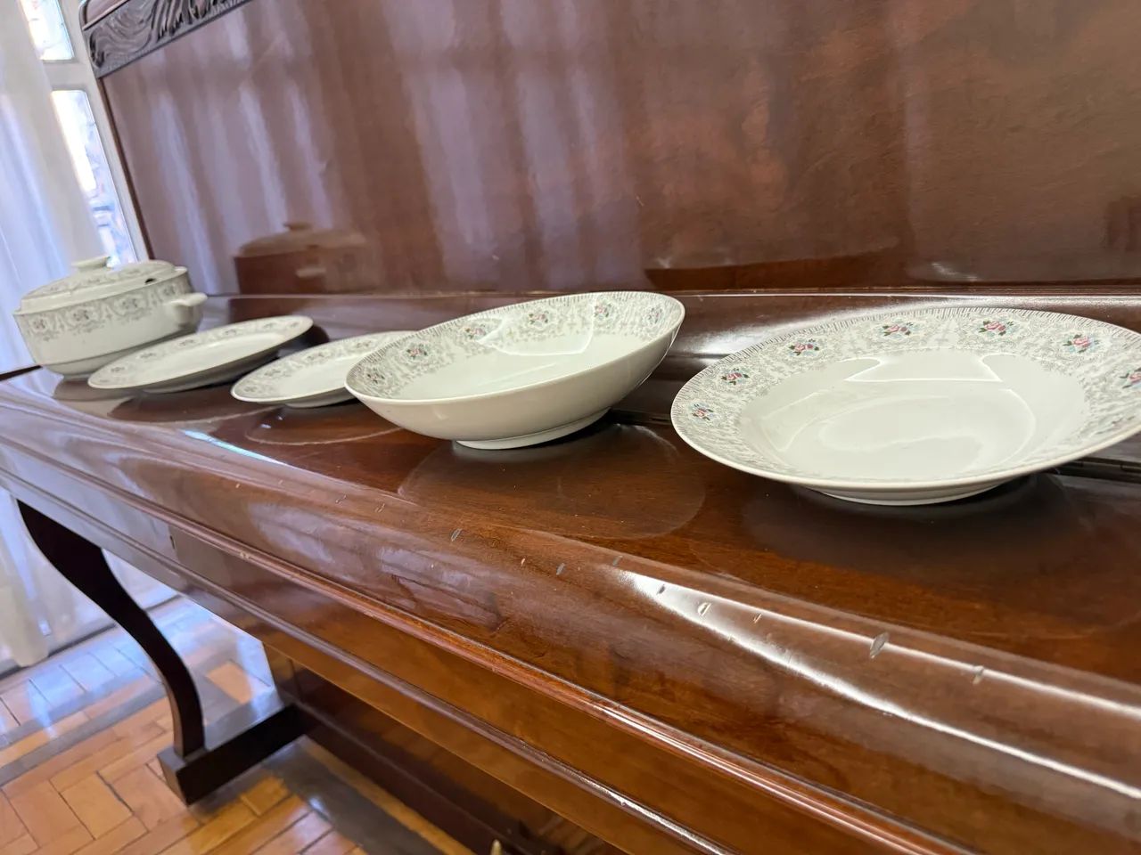 ? APARELHO DE JANTAR PORCELANA SCHMIDT - +40 ANOS - Foto 3
