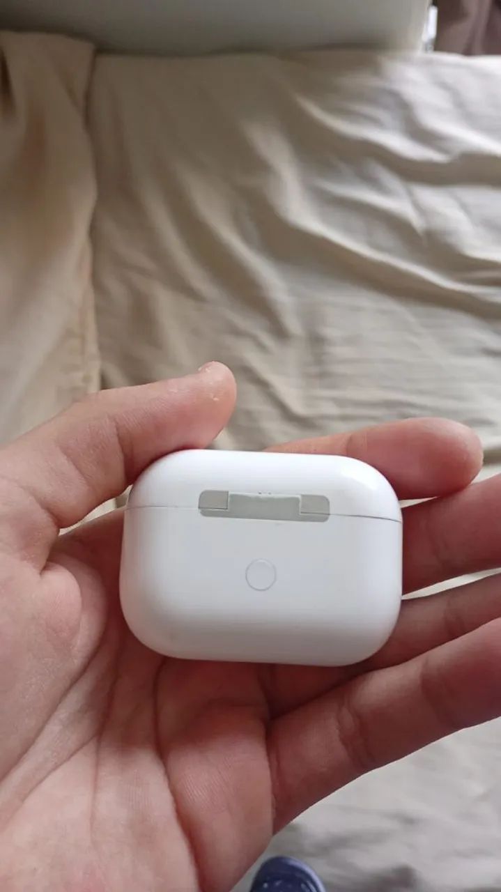 Apple AirPods Pro (1ª Geração)