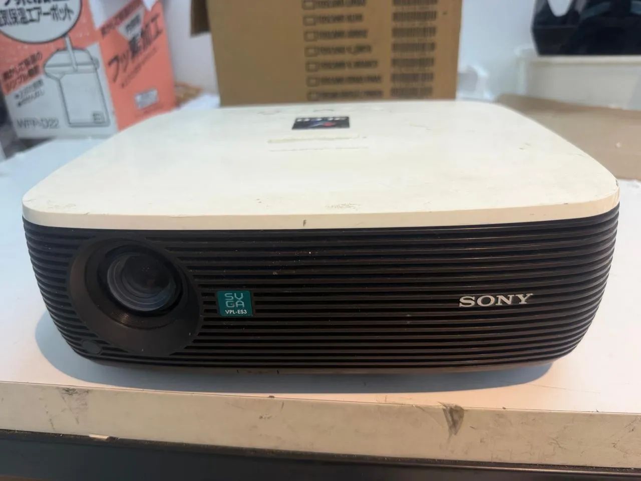 projetor multimídia Sony c / defeito - Foto 4