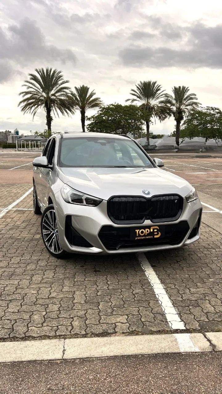 BMW Ix1 iX 1 xDrive 30 M Sport (Elétrico) 2024
