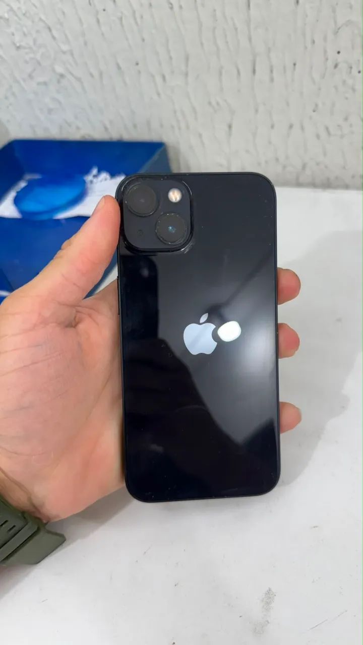 iPhone 13 midnight black 