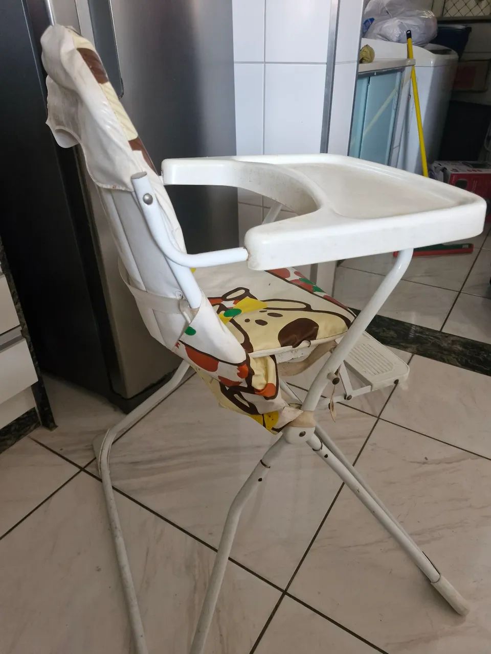 Cadeira de alimentação  - Foto 2