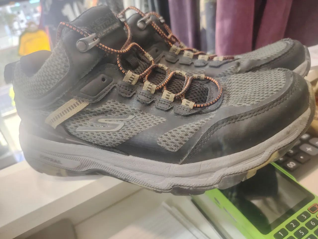 Tênis Skechers - Foto 3