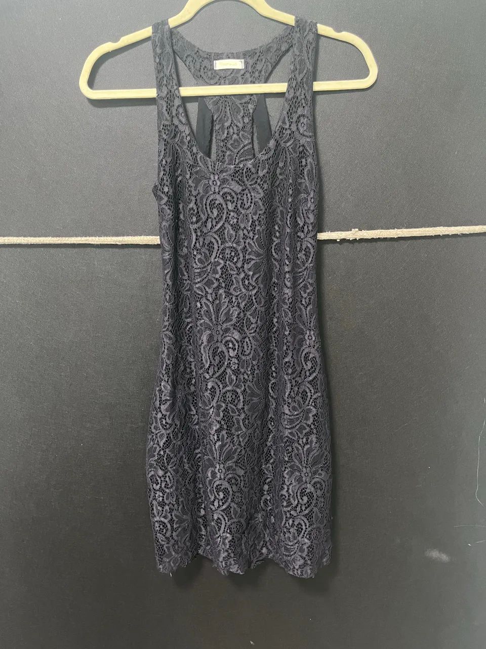 Vestido soltinho de renda preto