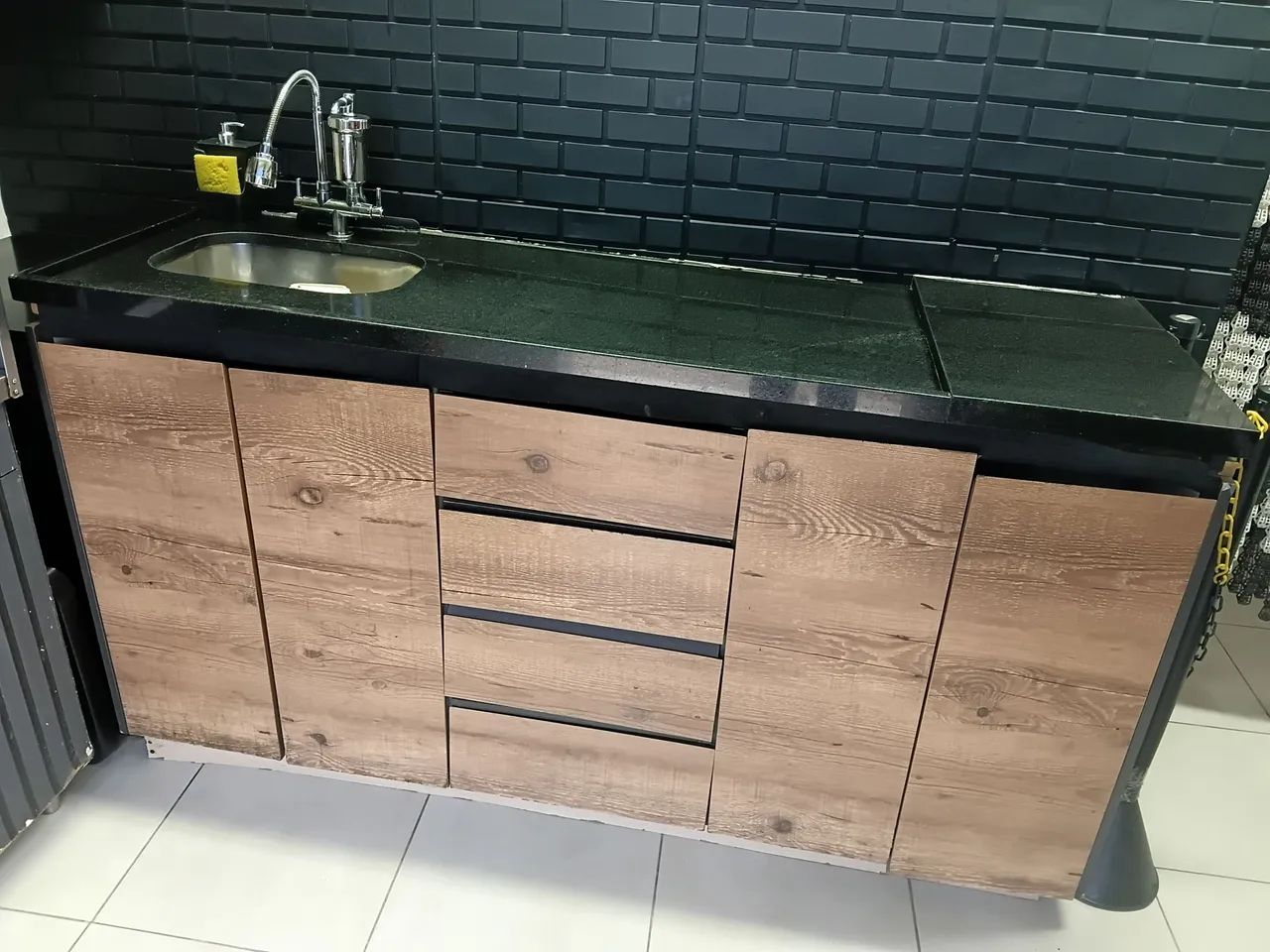 Bancada de Mármore Preto 177×60