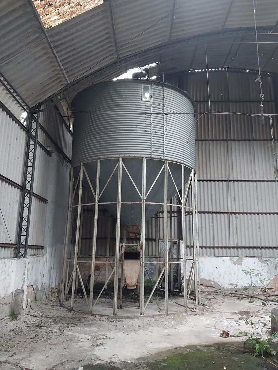 Silo para Grãos + Esteira