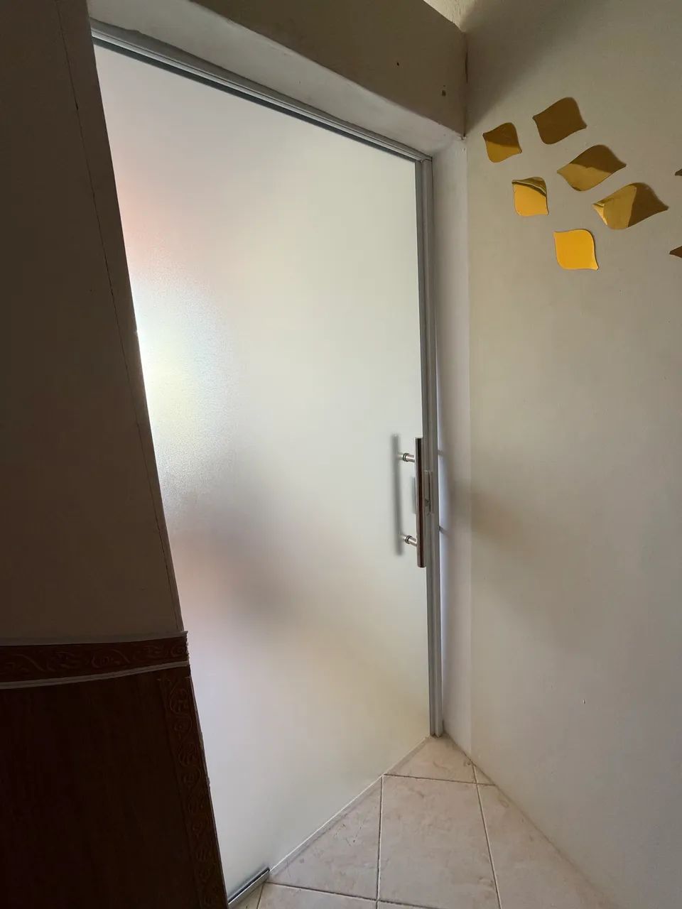 PORTA DE VIDRO COM PELICULA JATIADA