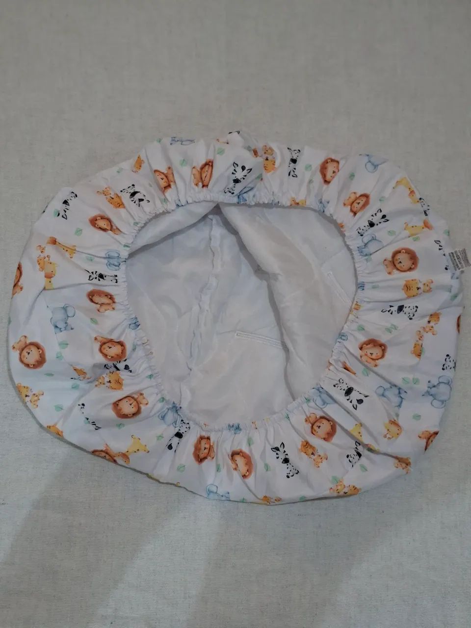 Almofada Para Bebê Conforto Universal 100% Algodão + Protetor  - Foto 3