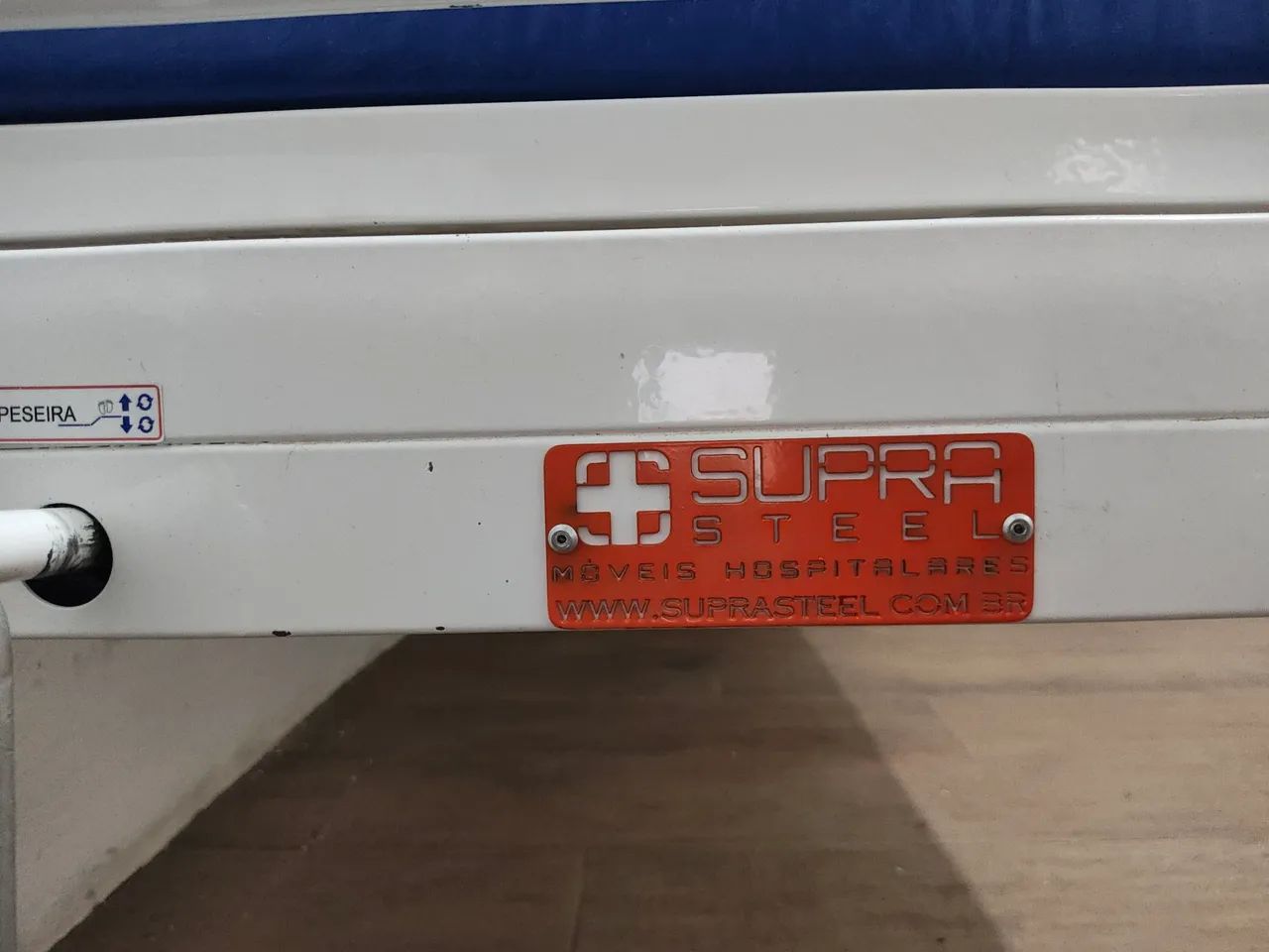 vendo cama hospitalar/com colchão  - Foto 2
