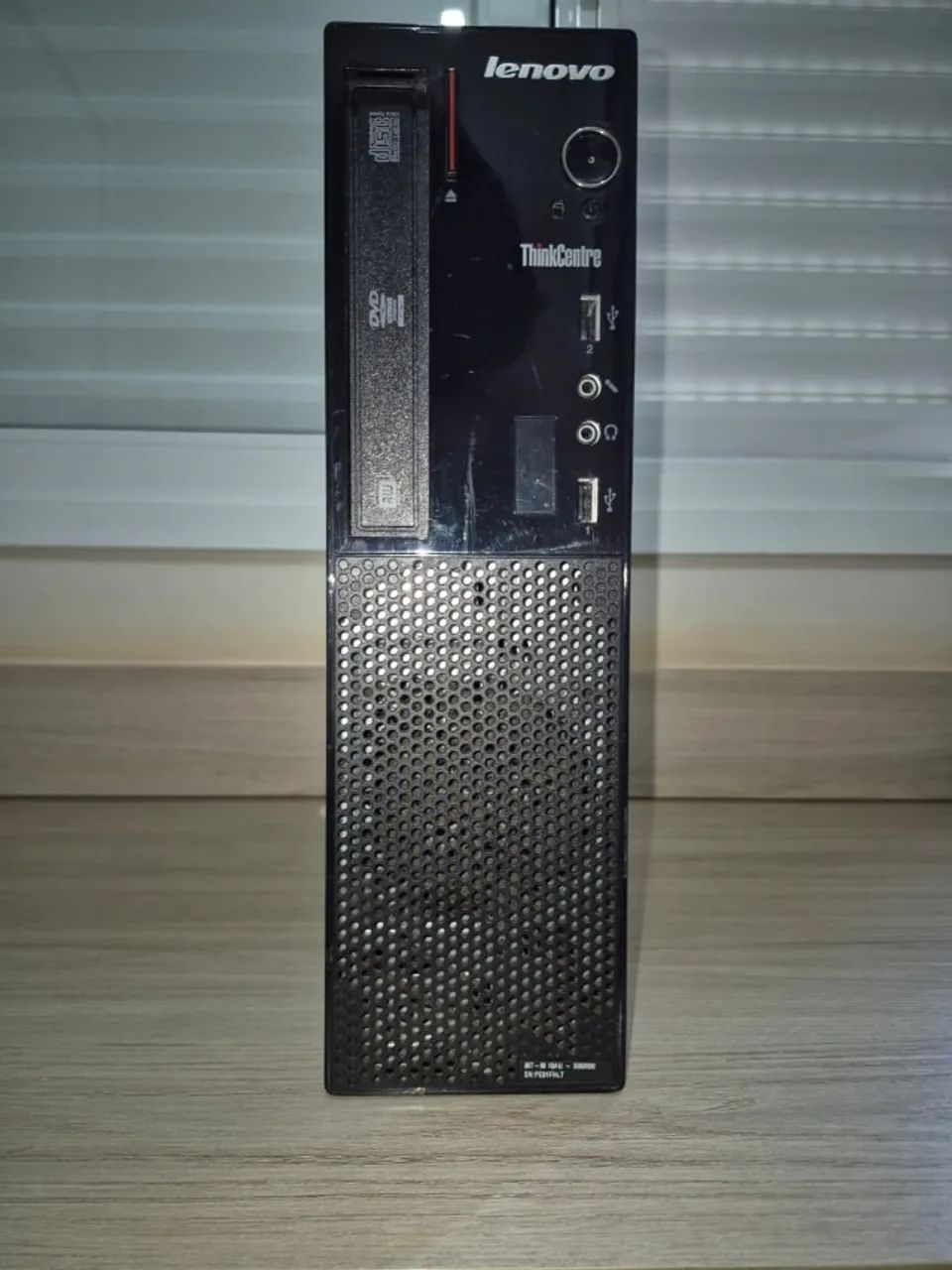 Computado (CPU) Lenovo - Intel I3 - 4gb ram - 500gb HD - Foto 2