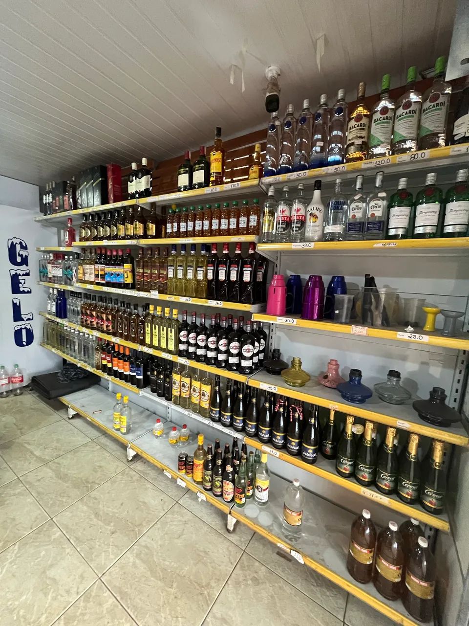 Vendo distribuidora montada com câmara fria  - Foto 4