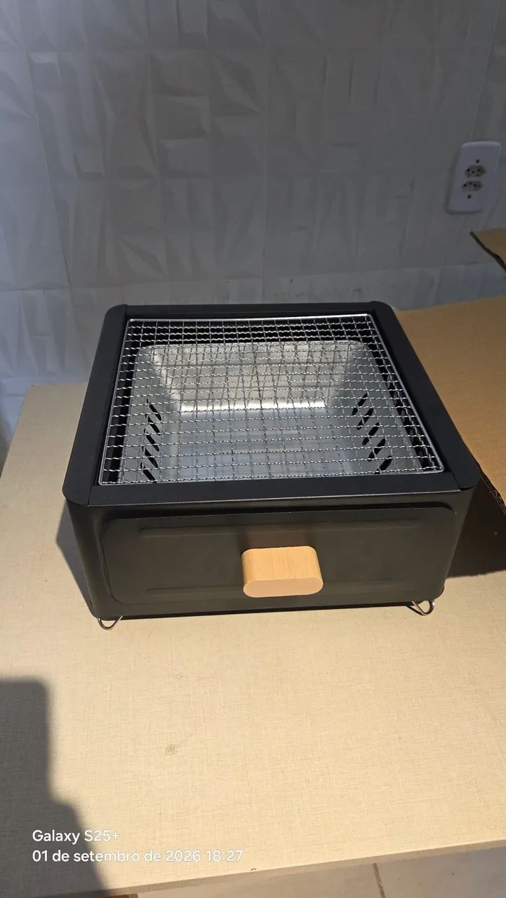 CHURRASQUEIRA PORTÁTIL DE FERRO - NOVA! - Foto 4