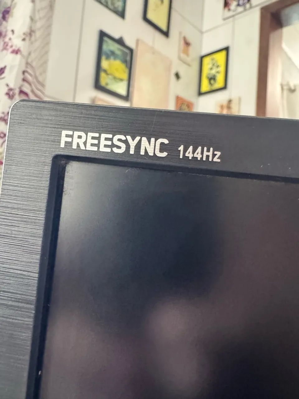 Monitor AOC Gamer Hero 144hz 24  - Foto 5