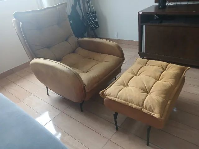 sofá 1 lugar COM DESCANSO DOS PES - Foto 4