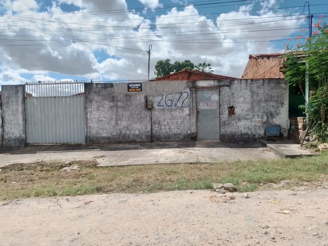 Vendo uma casa - Foto 2