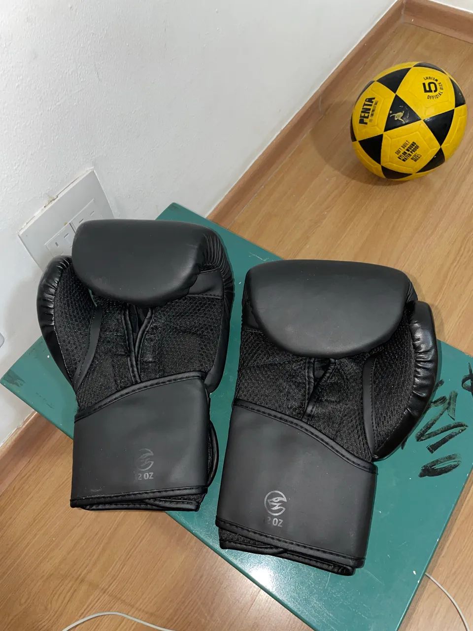 PAR DE LUVAS (NAJA EXTREME) 12oz  - Foto 2
