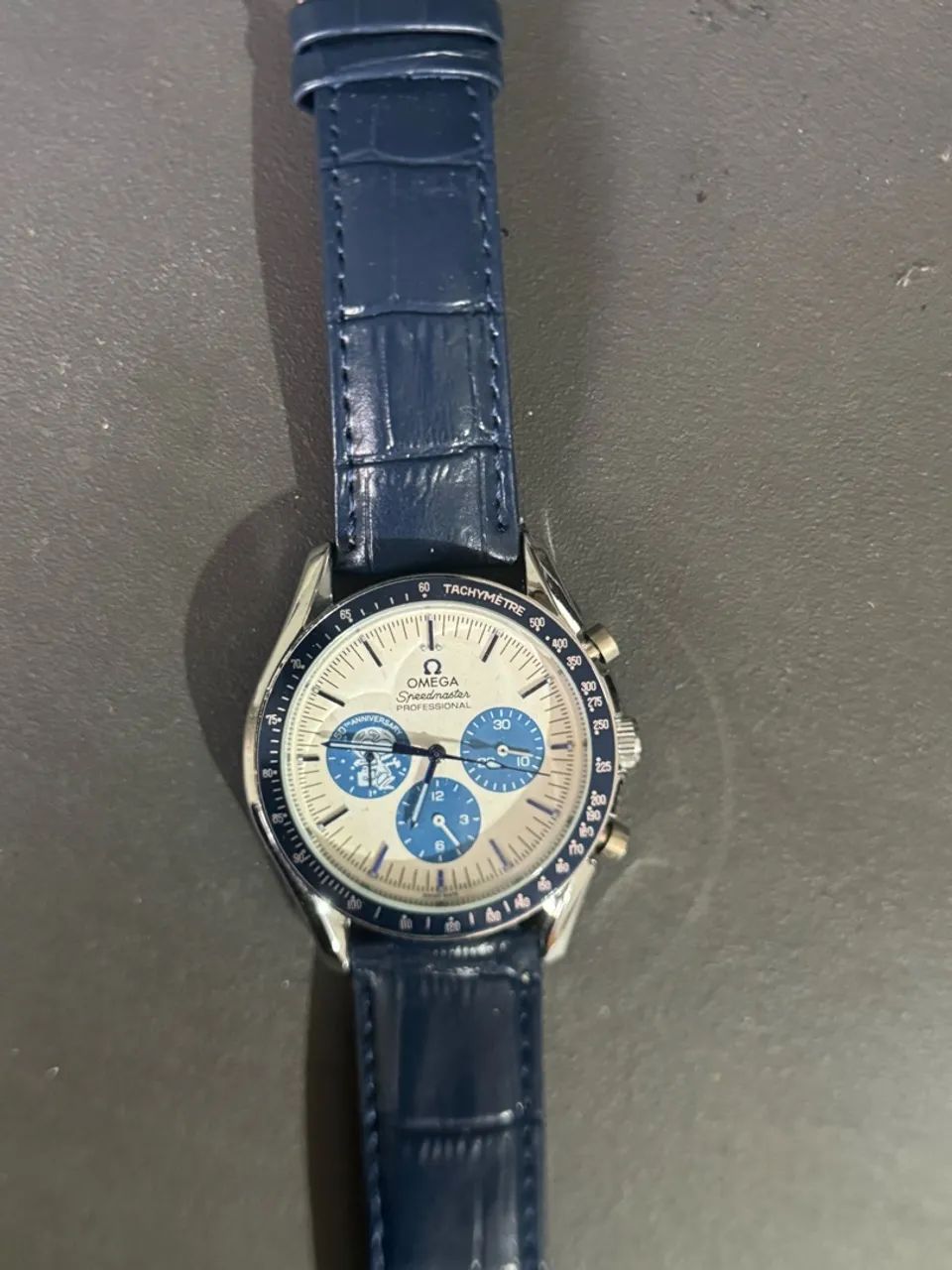 Relógio Omega Speedmaster Snoopy