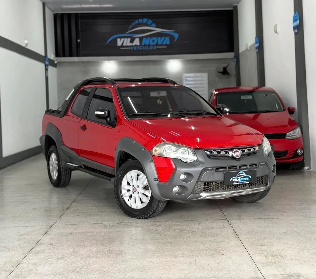 Fiat Strada Adventure1.8/ 1.8 Locker Flex CD 2013 - Foto 2