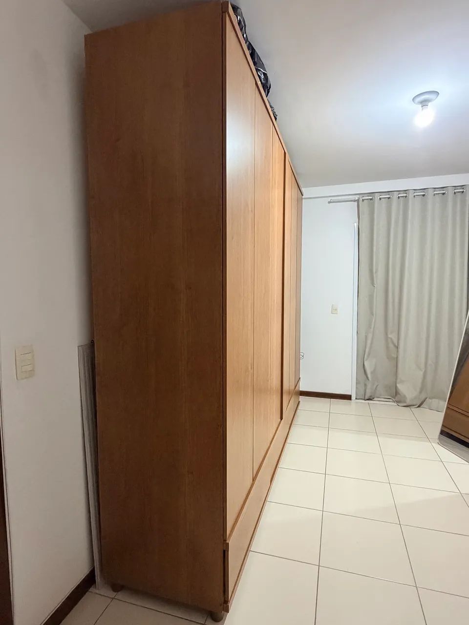 Guarda Roupa 6 portas  - Foto 2
