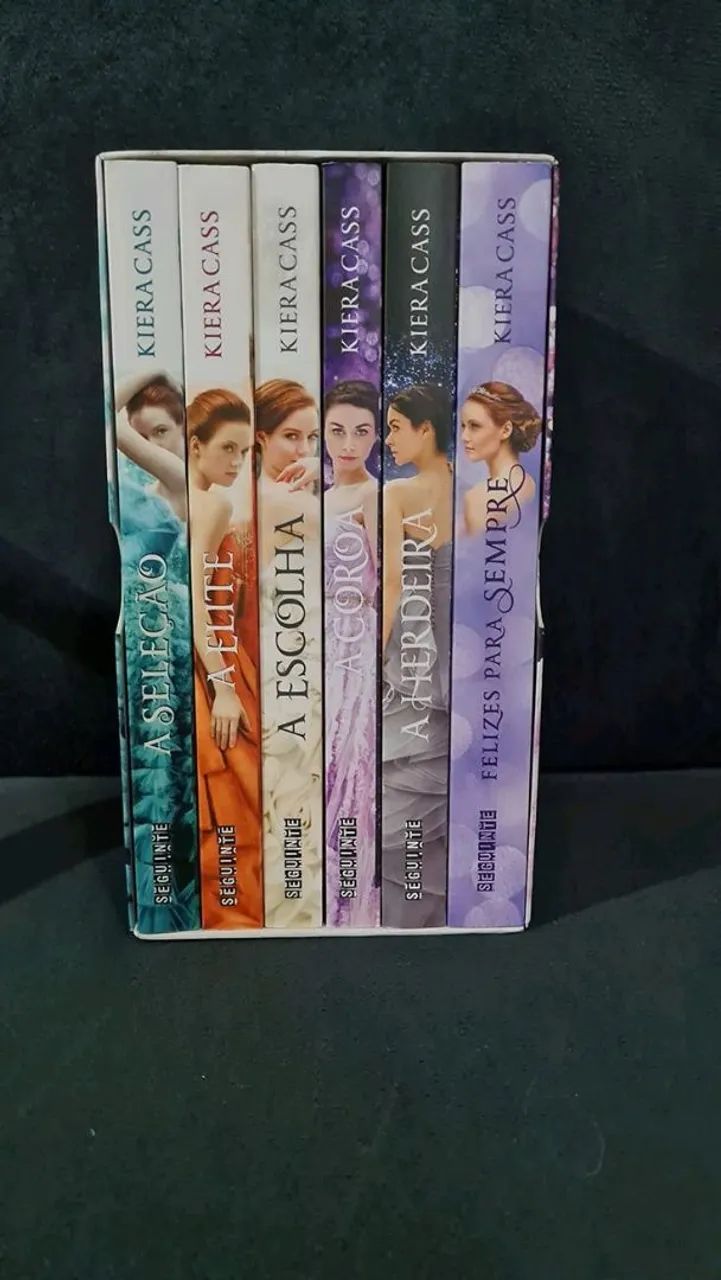 Vende-se Box de livro A Seleção 