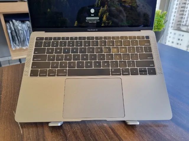 Apple MacBook Air 2018 - Core i5 | 256GB SSD | Dual Core | 8GB