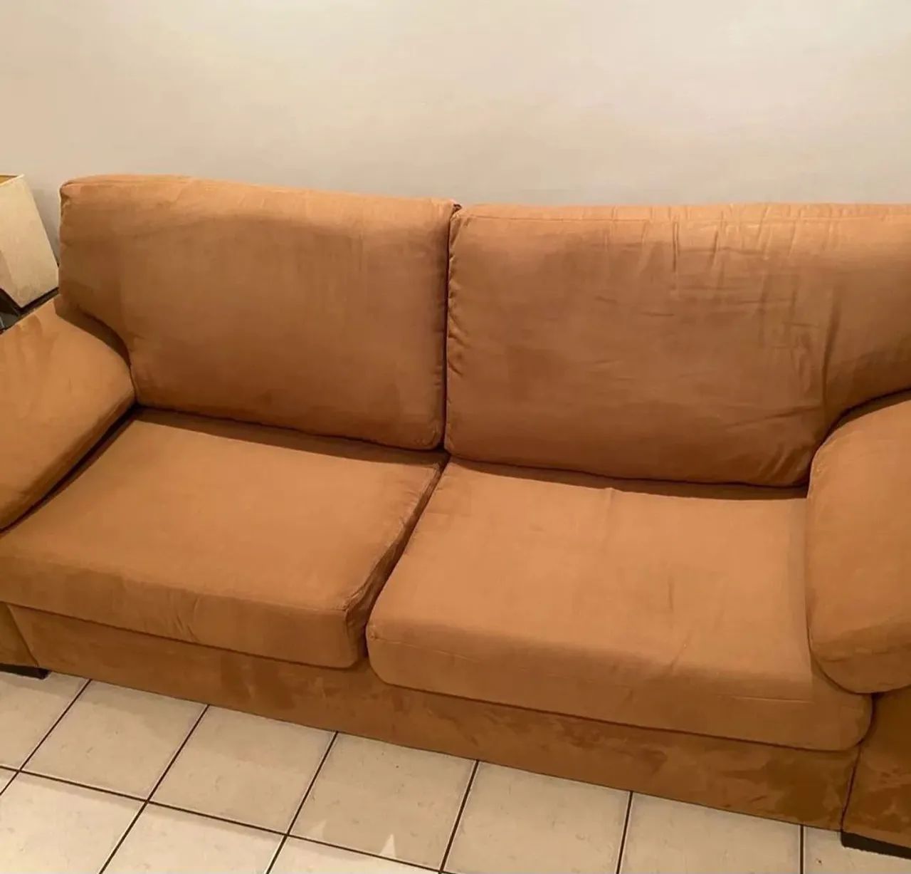 Sofá 3 lugares e capa R$699,00441140299967375362
