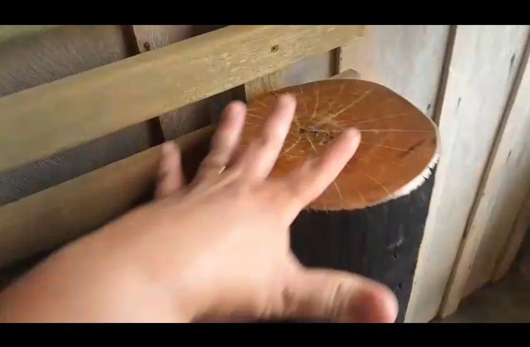 Cama rústica de  madeira design unico - Foto 3