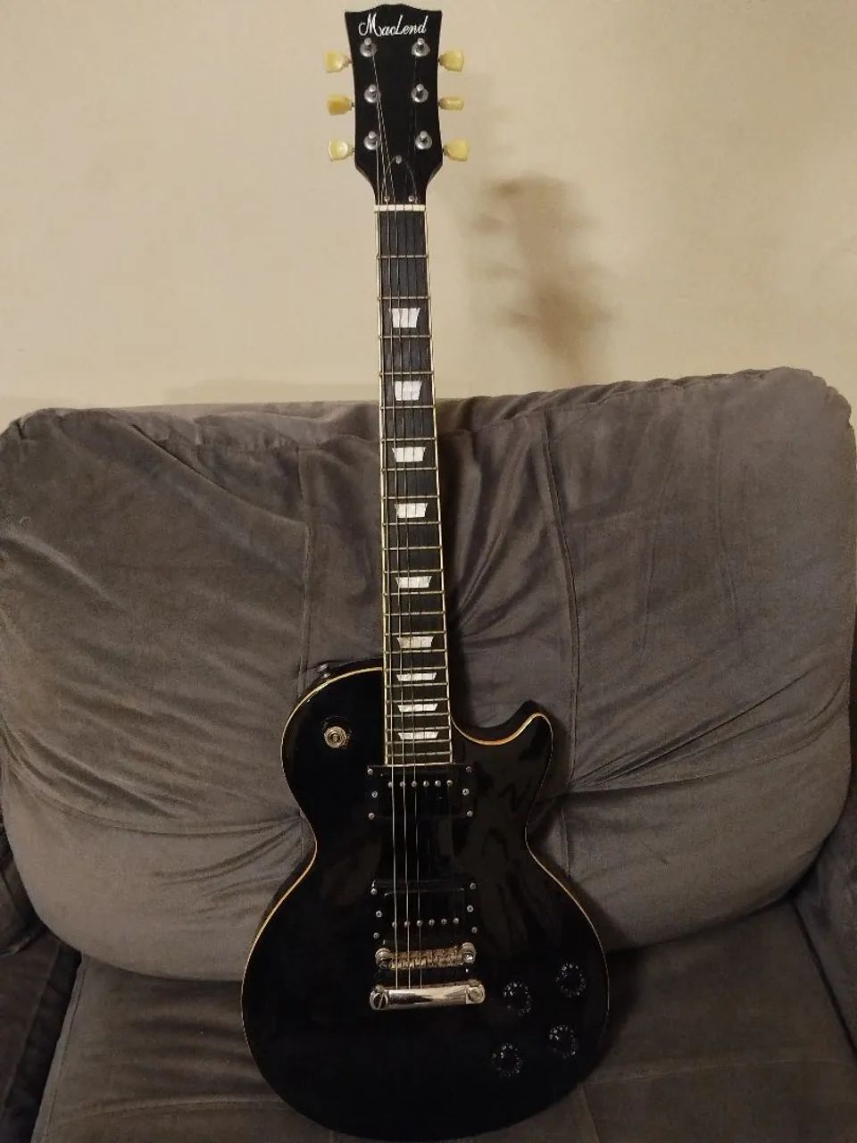 Guitarra MacLend