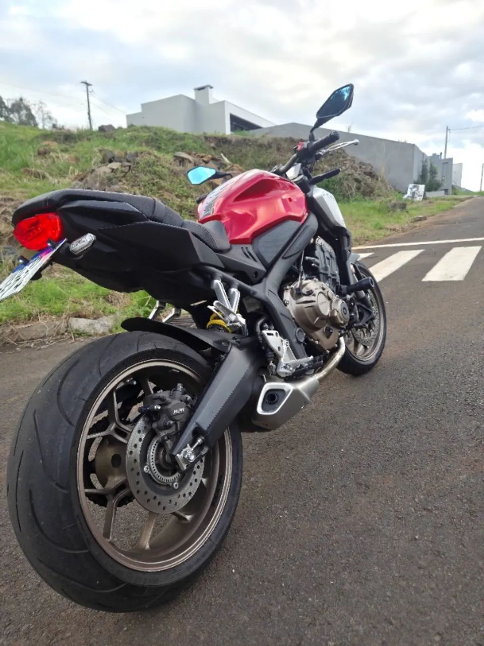 Vendo cb650r 